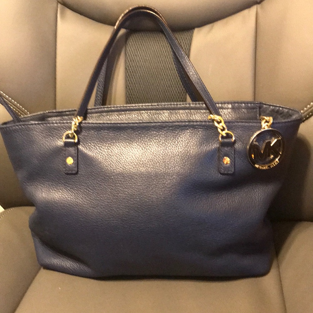 Michael Kors navy leather shoulder bag